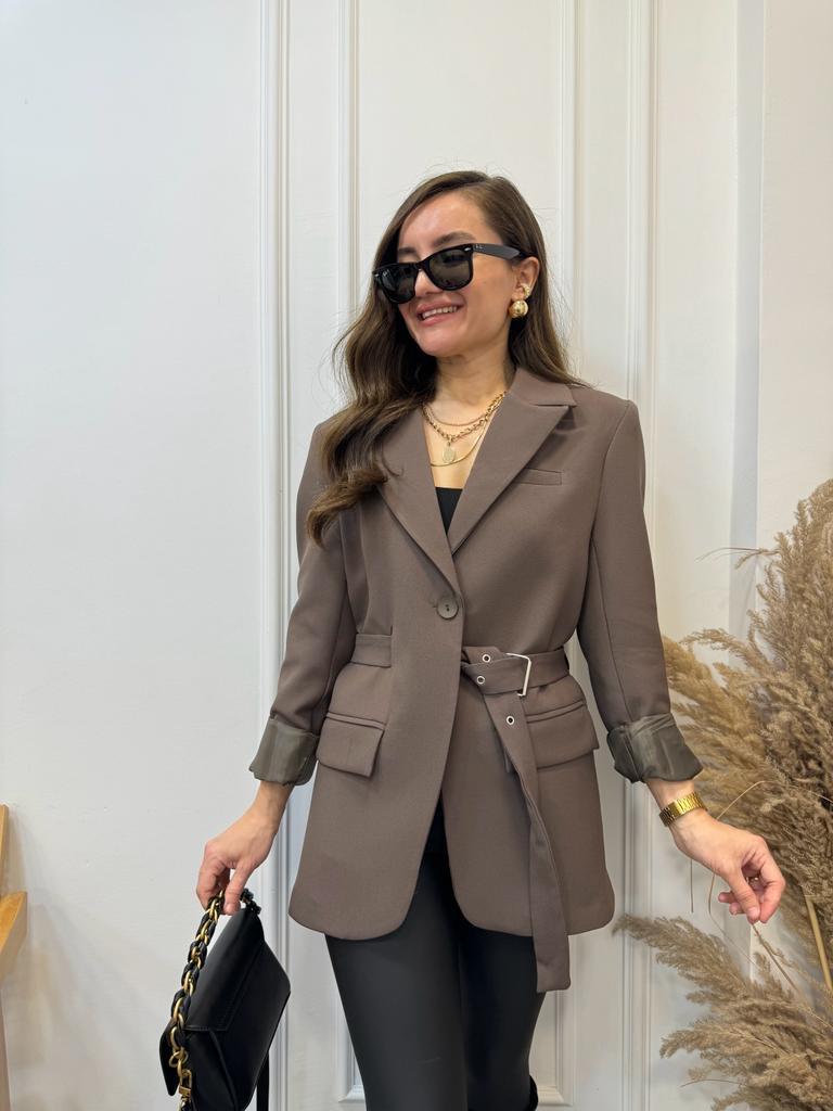 Kahve rengi Tek Düğme Kemer Detaylı Blazer Ceket 9367