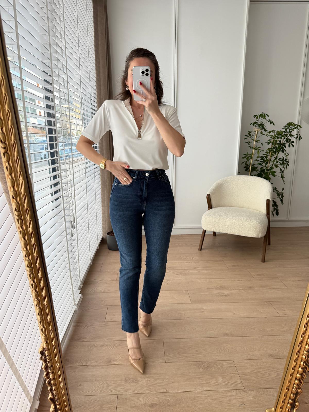 Koyu mavi Yüksek Bel Full Likralı Paçası Kesik Mom Jean 0764