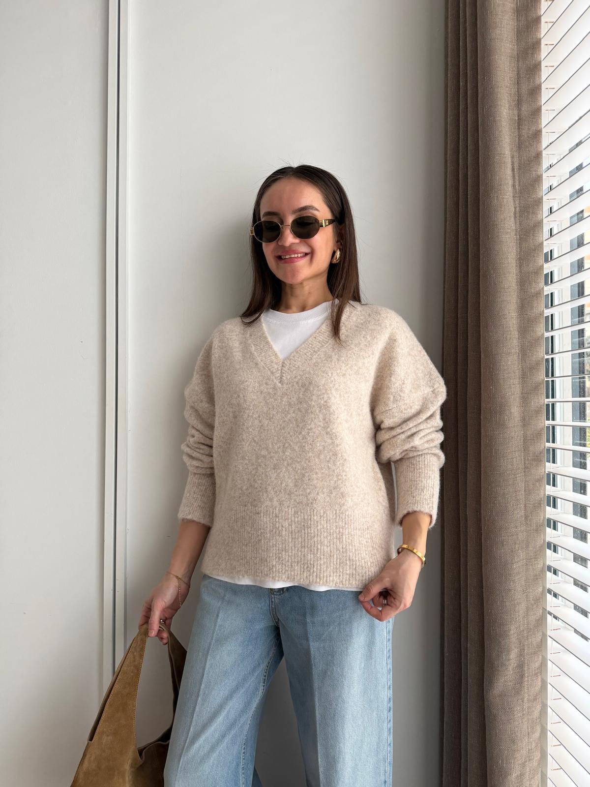 Krem V Yaka Yumoş Kazak 75400