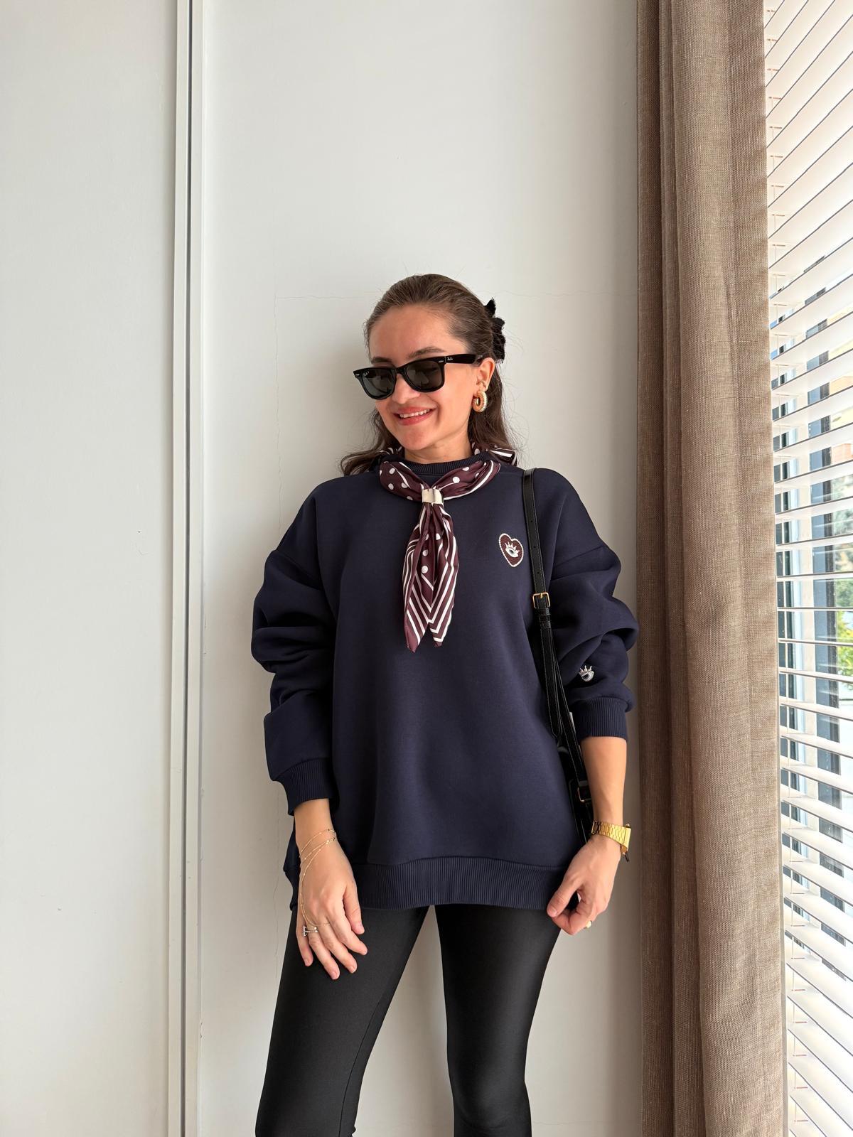Lacivert Fular Detaylı Üç İplik Tasarım Sweatshirt 1083