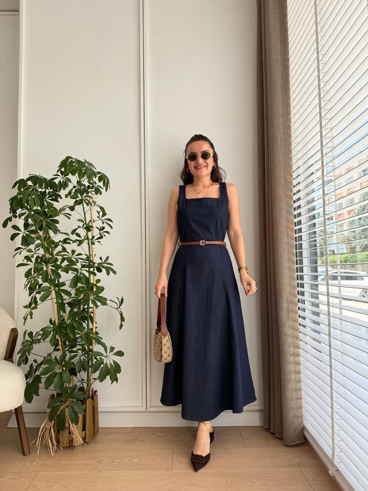 Lacivert Kare Yaka Midi Boy Kemerli Denim Elbise 7331