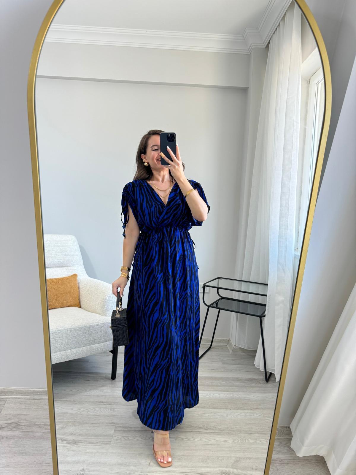 Mavi Kruvaze Yaka Zebra Desen Beli Lastikli Yırtmaçlı Elbise 4334