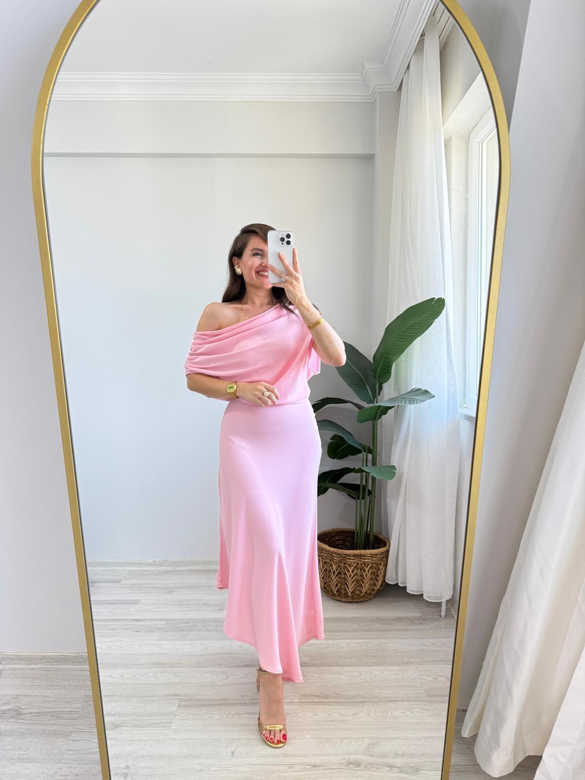 Pembe Asimetrik Kesim Degaje Elbise 6190
