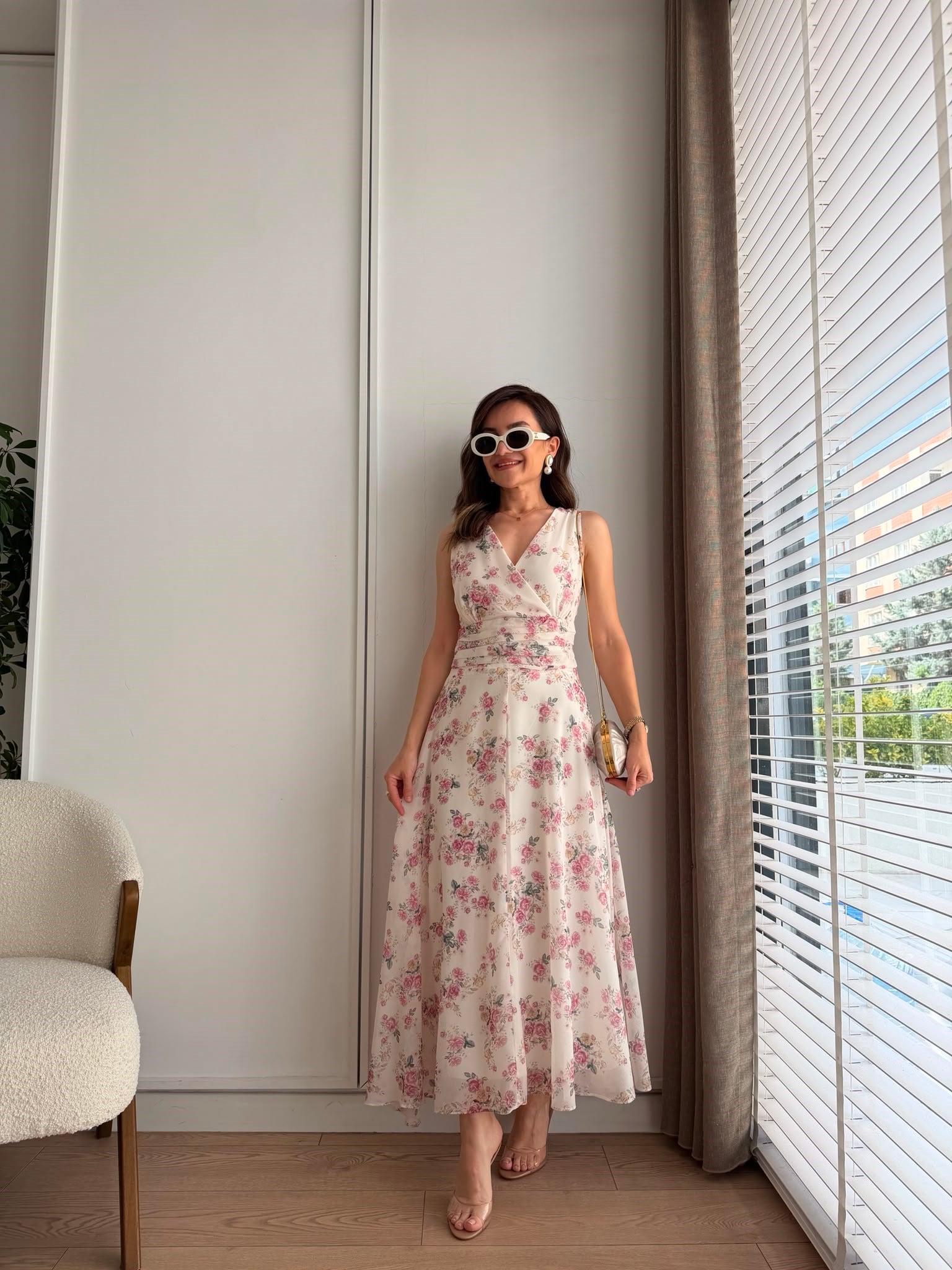 Pembe Çiçek Desenli Bel Drapeli Elbise 261075