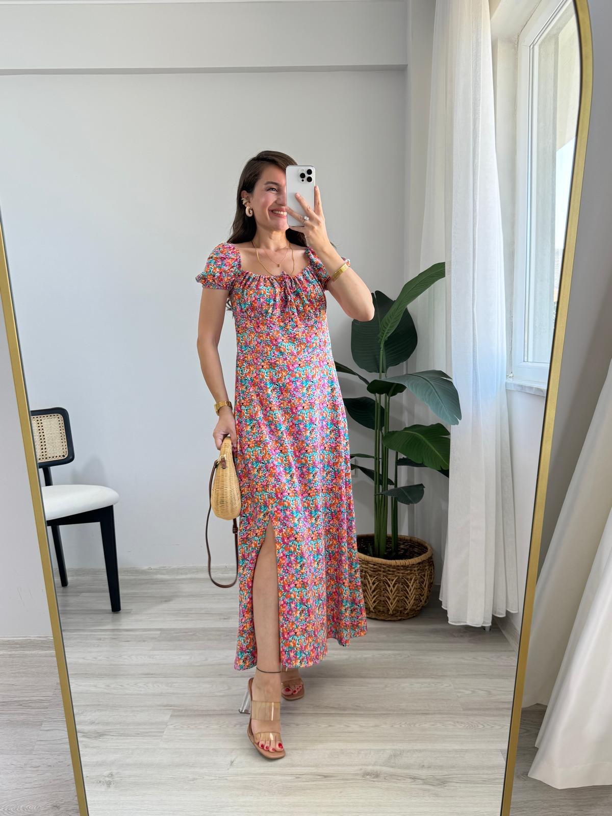 Pembe Desenli Yaka Bağcıklı Sırt Gipeli Elbise 5803