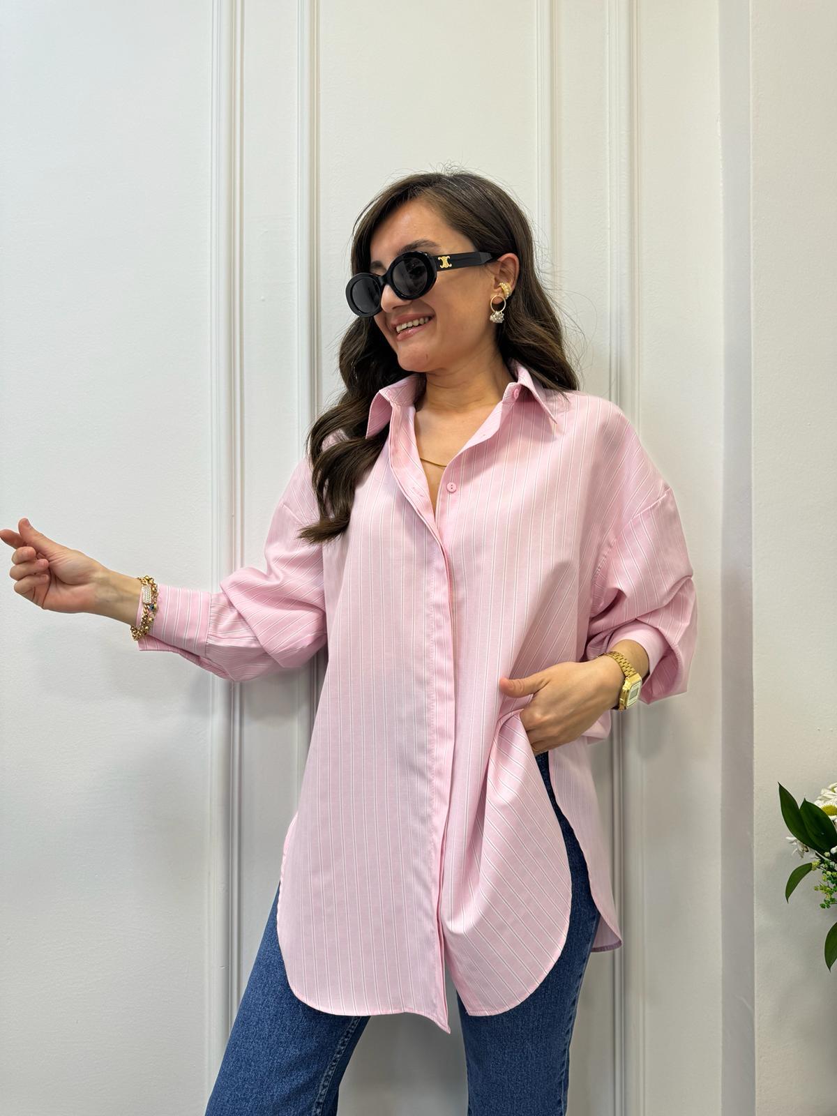 Pembe İnce Çizgili Gizli Düğme Detaylı Gömlek 1723