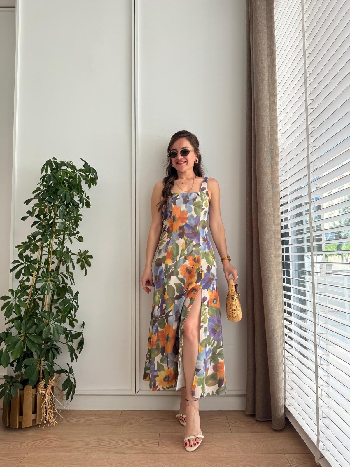 Renkli Kalın Askılı Çiçek Desenli Yırtmaçlı Elbise 5120