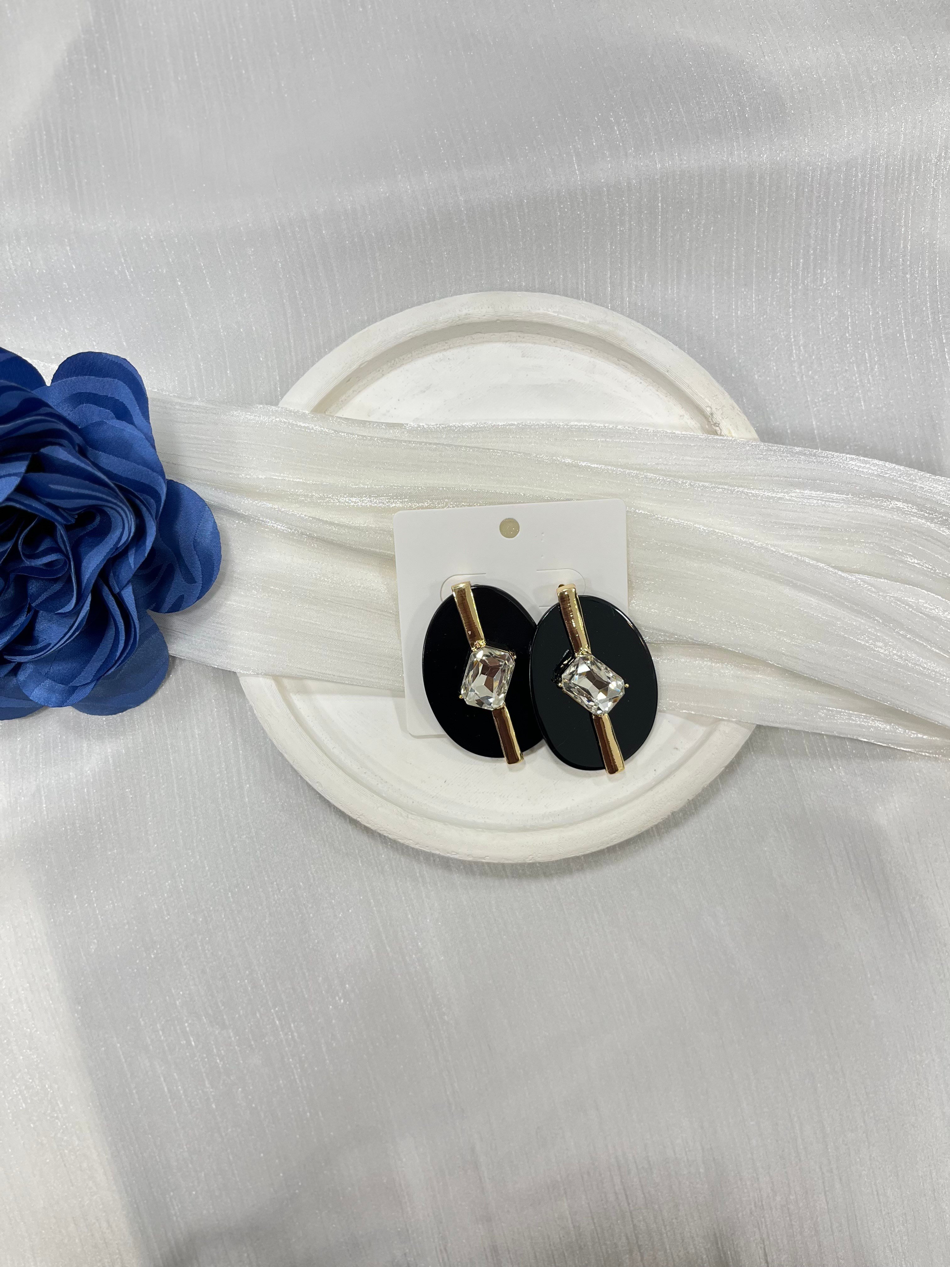Siyah Baget Taş Detaylı Küpe KP58