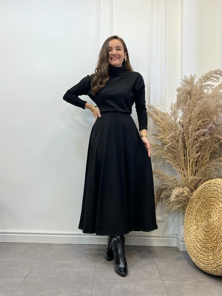 Siyah Balıkçı Yaka Midi Boy Triko Elbise 00116