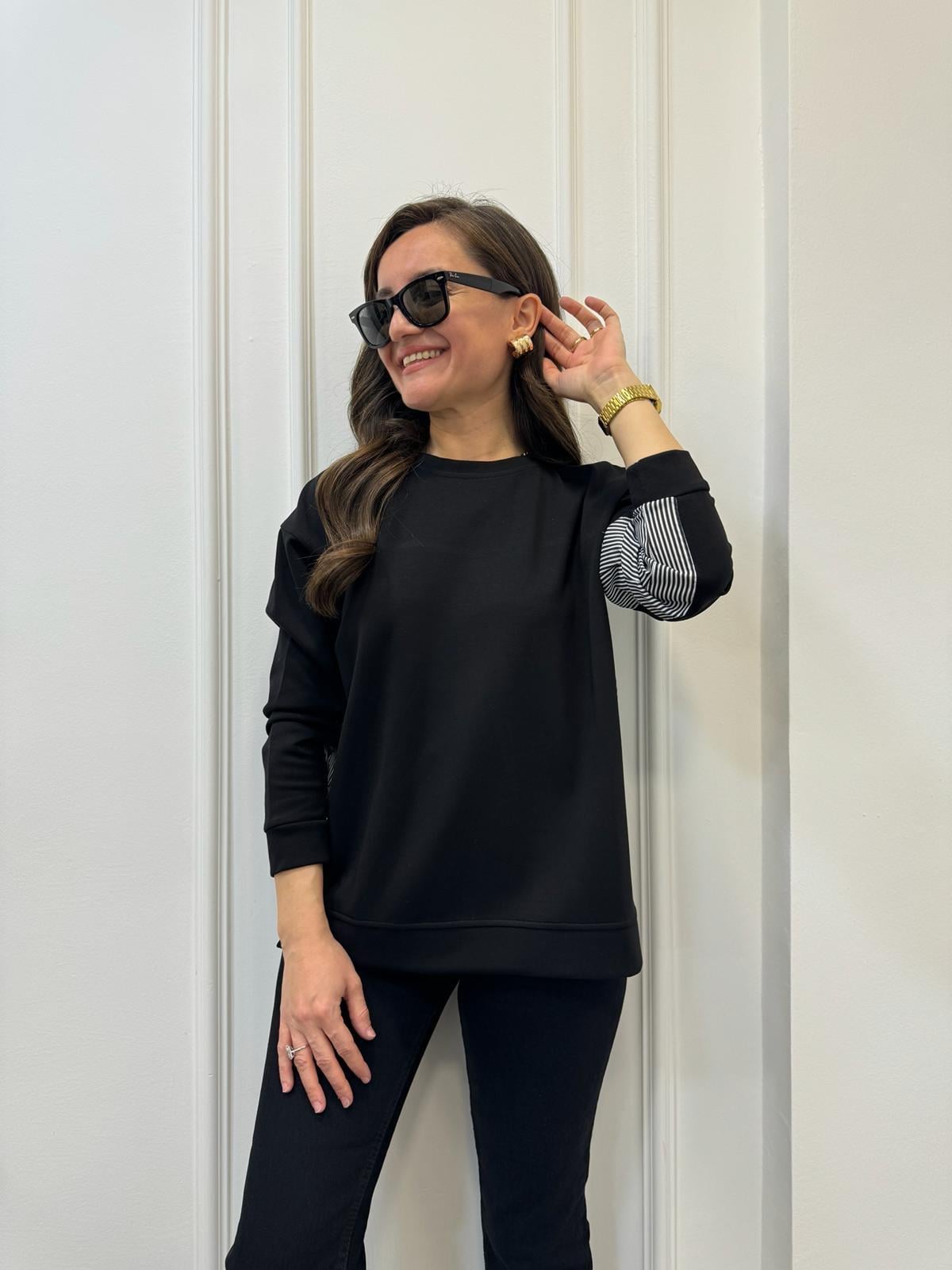 Siyah Bisiklet Yaka Arkası Gömlek Detaylı Çizgili Tasarım Sweatshirt 0019