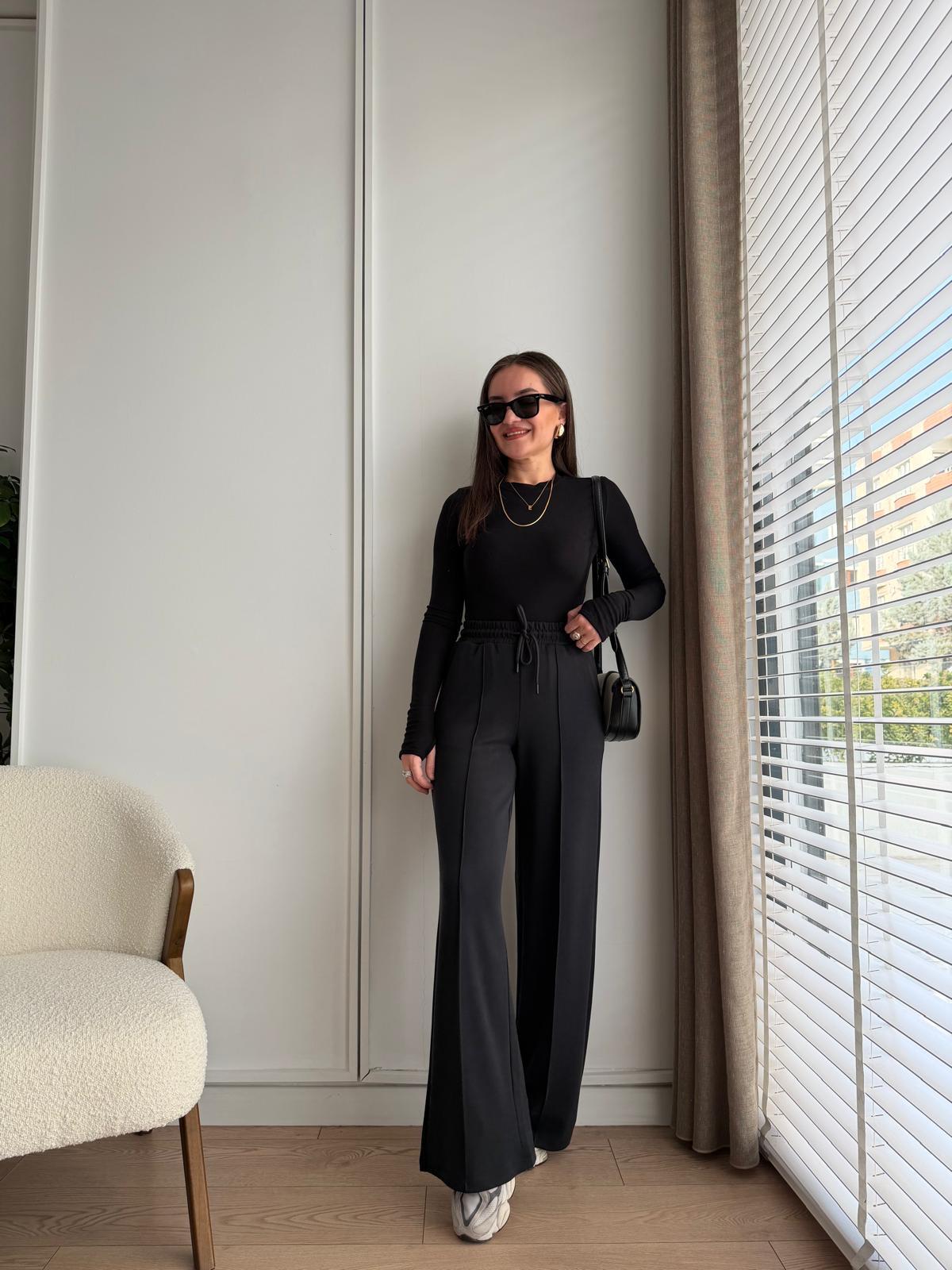 Siyah Çımalı Geniş Paça Eşofman 3476