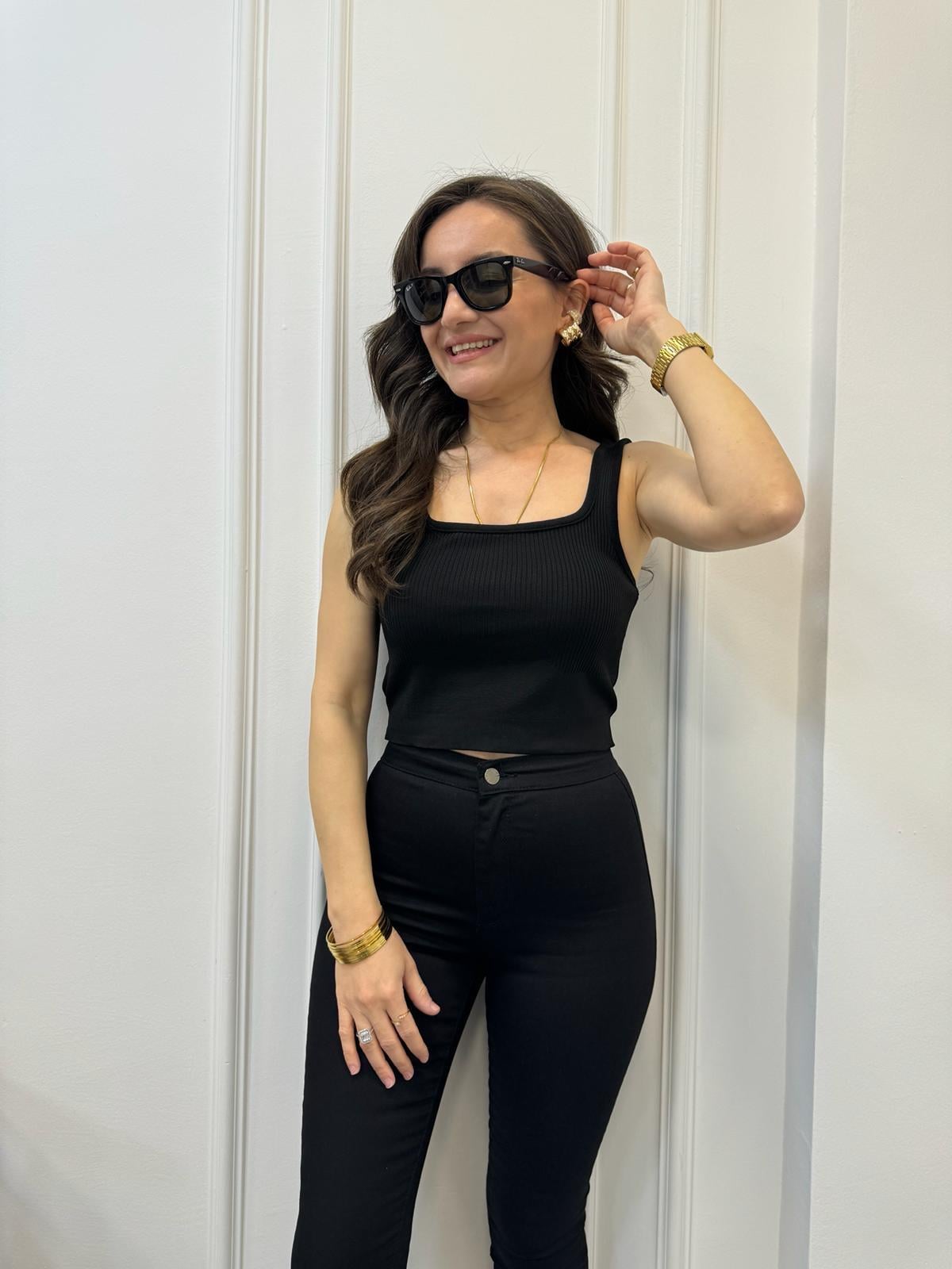 Siyah Elit Triko Kare Yaka Fitilli Crop 3678