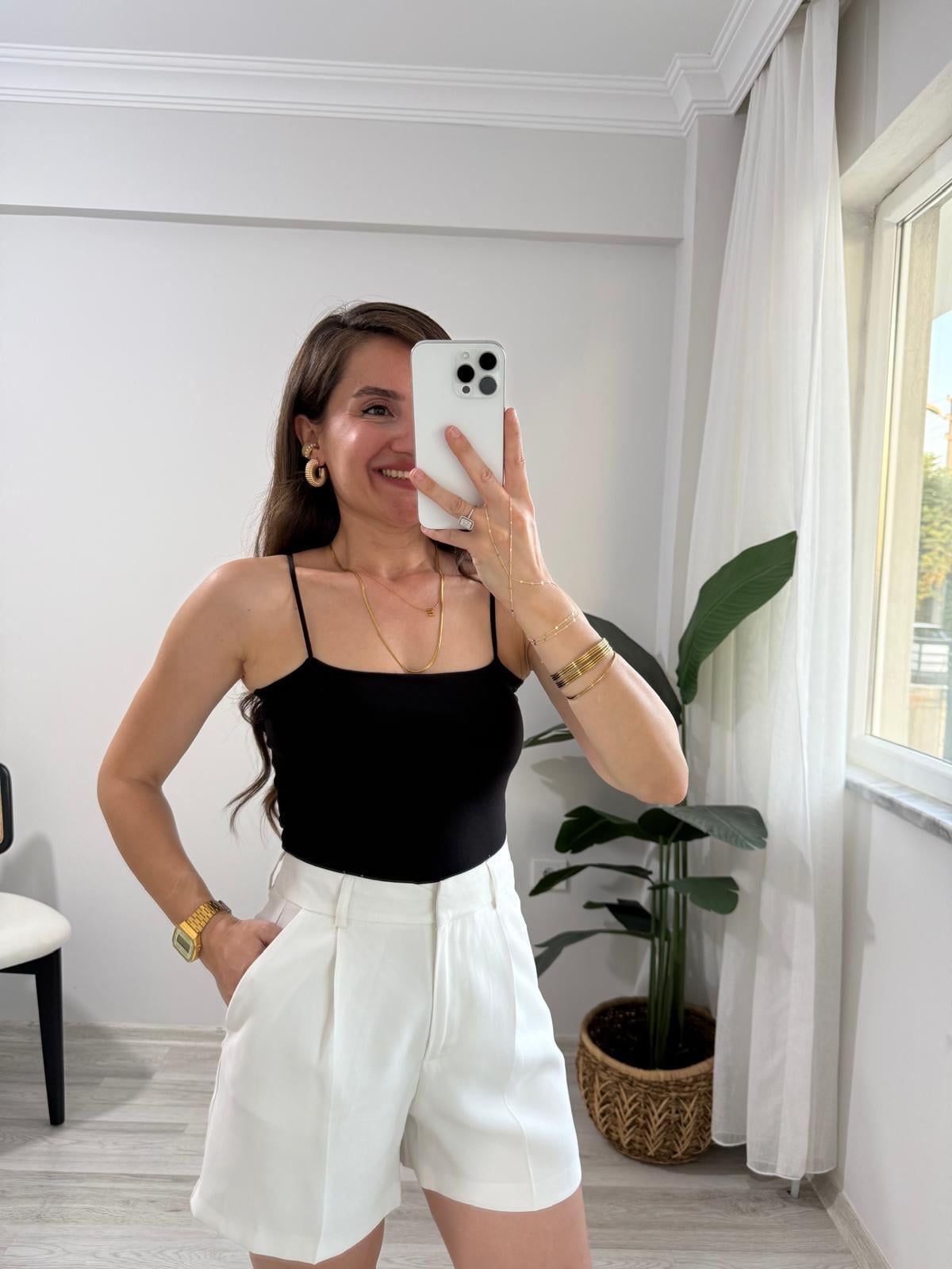 Siyah Göğüs Petli Askılı Crop 16967