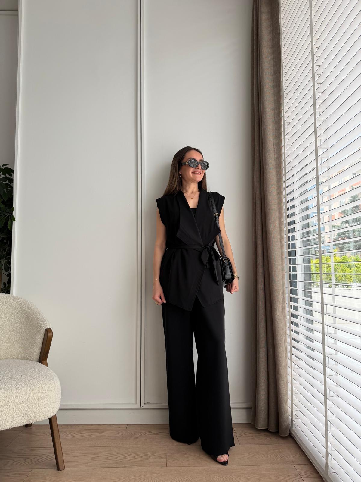 Siyah Kuşaklı Yelek Pantolon Takım 580758