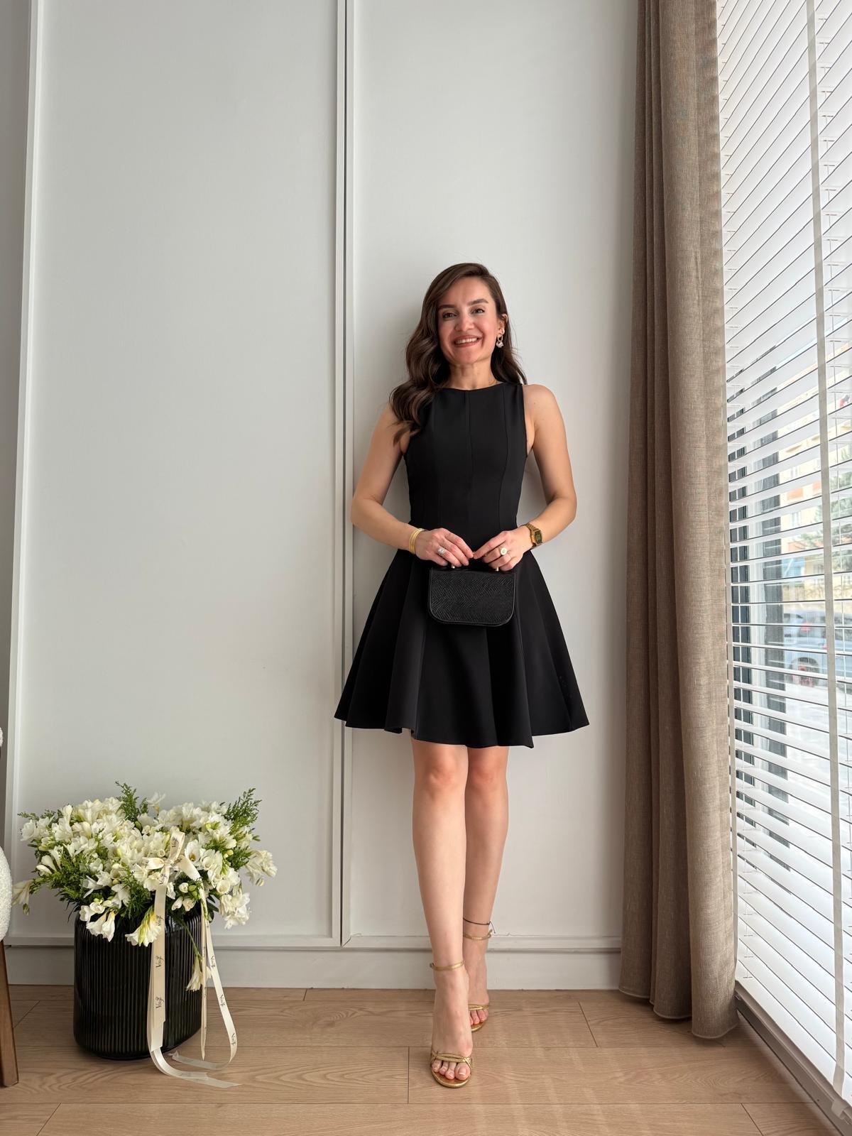 Siyah Mini Boy Kloş Elbise 220