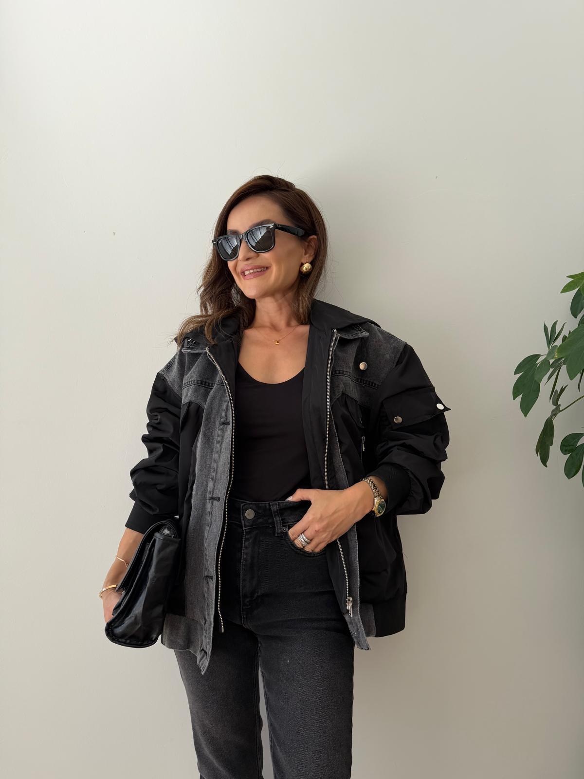 Siyah Paraşüt Kumaş Denim Detaylı Yağmurluk  2764