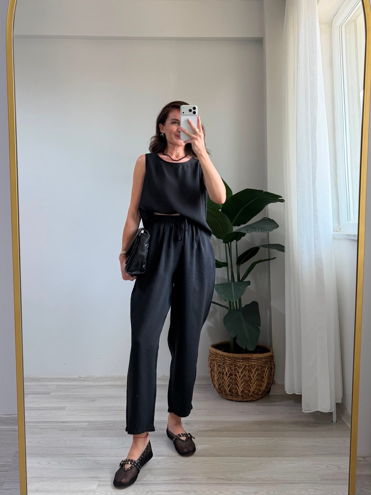Siyah Sıfır Kol Bluz Pantolon Takım 3089