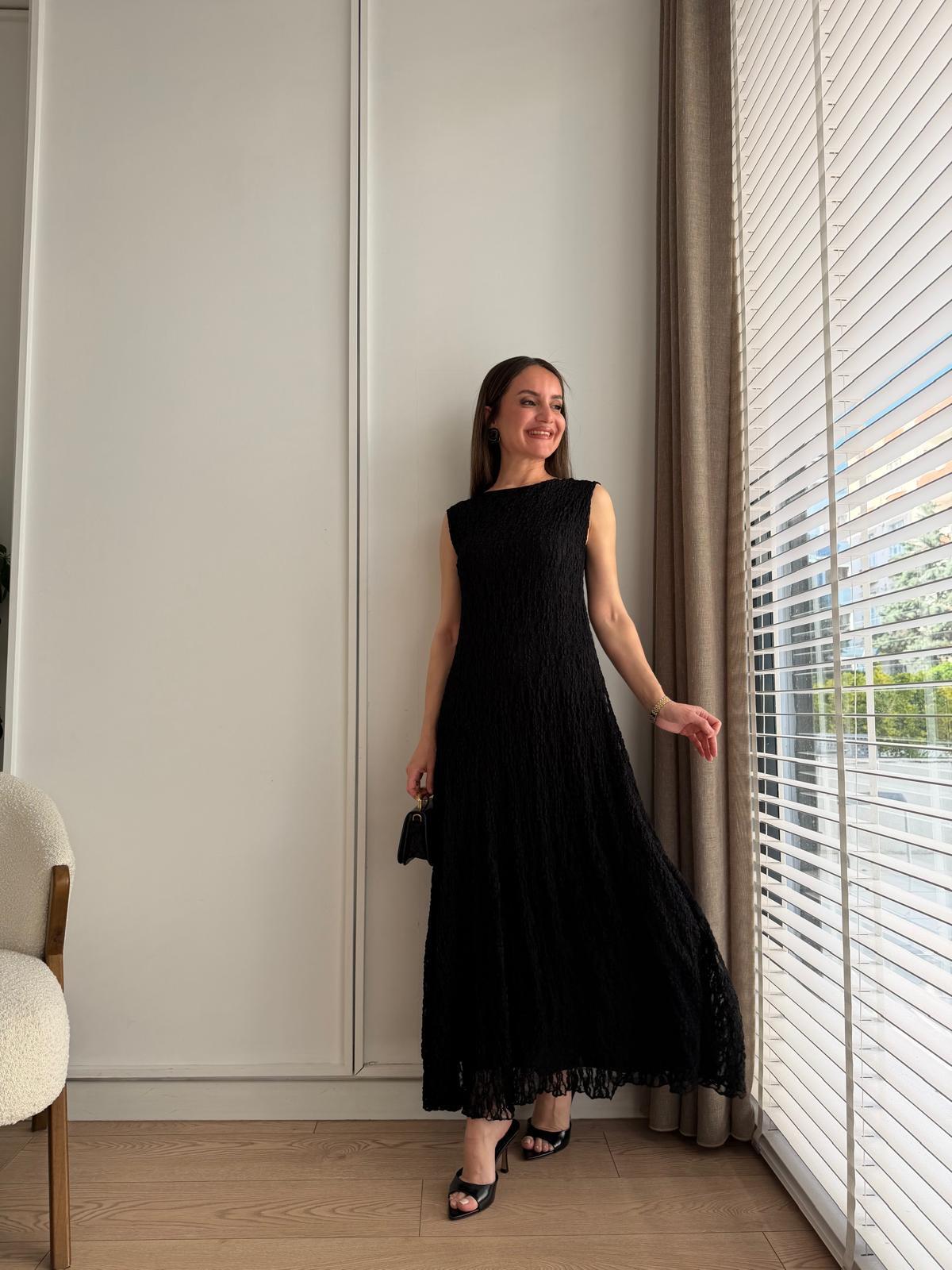 Siyah Sıfır Kol Dantelli Elbise 221030