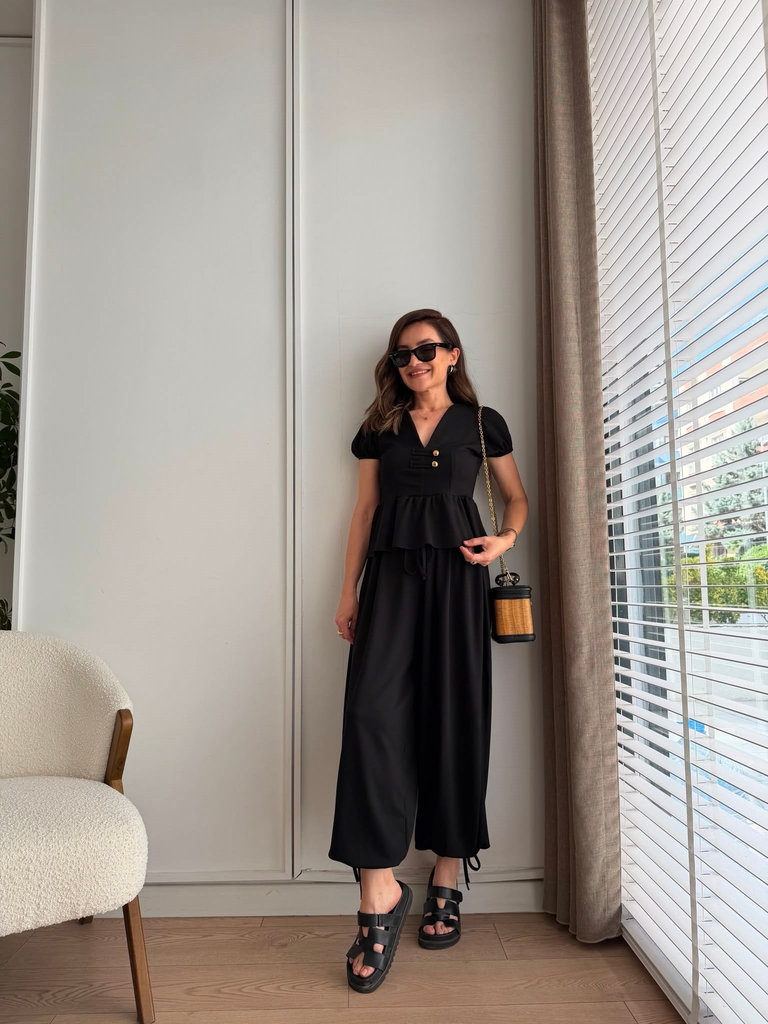 Siyah V Yaka Peplum Bluz Şalvar Takım 4165