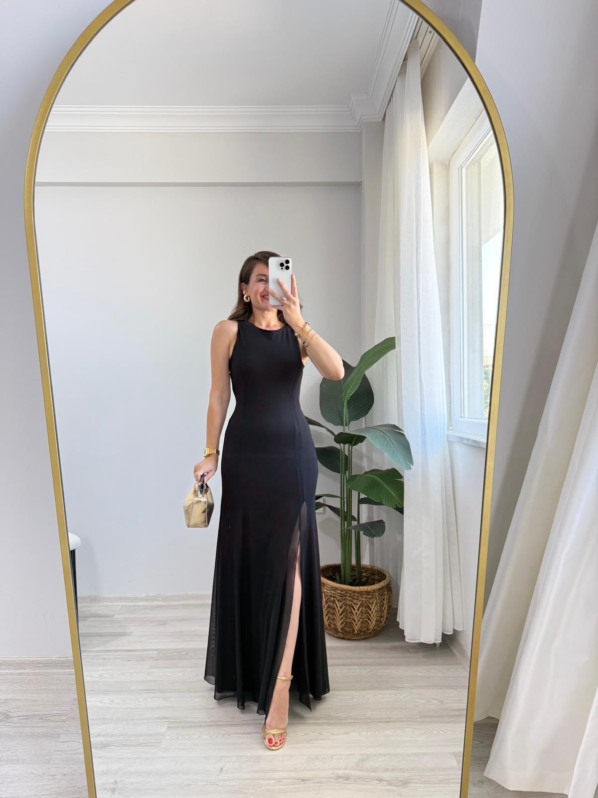 Siyah Yırtmaç Detaylı Tül Elbise 251657