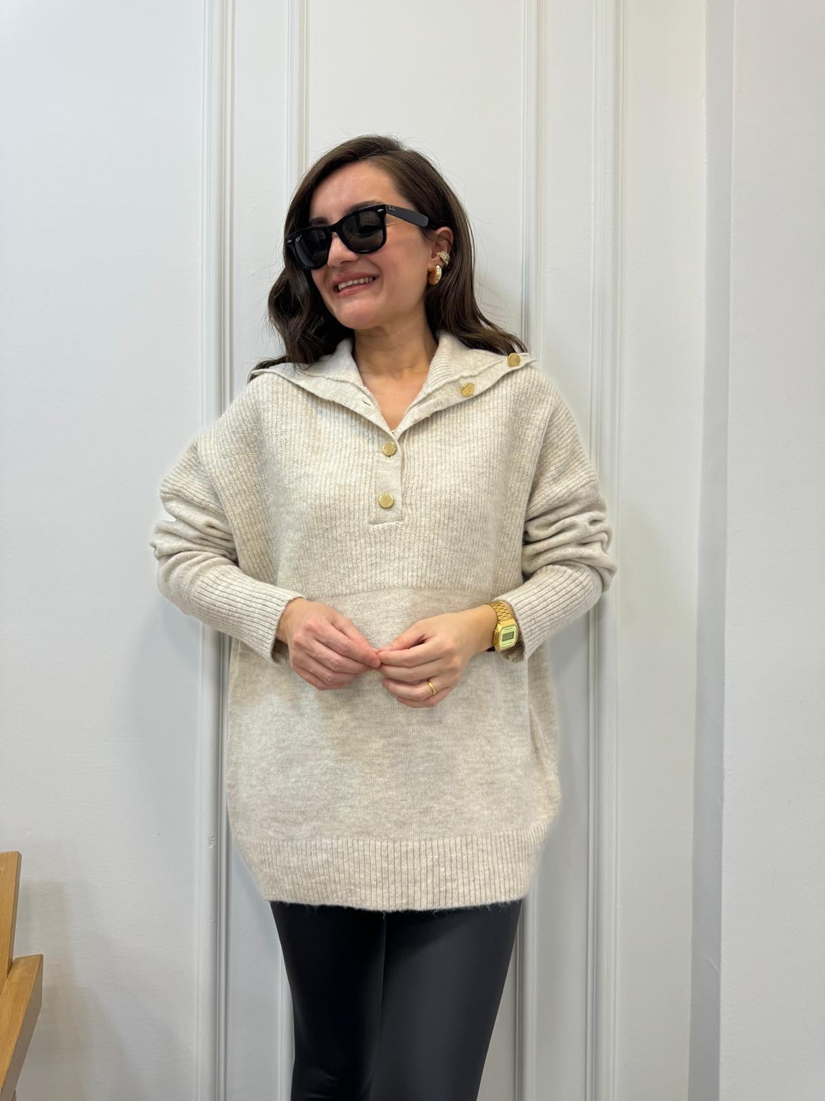 Taş Polo Yaka Gold Düğme Detaylı Triko Kazak 22733