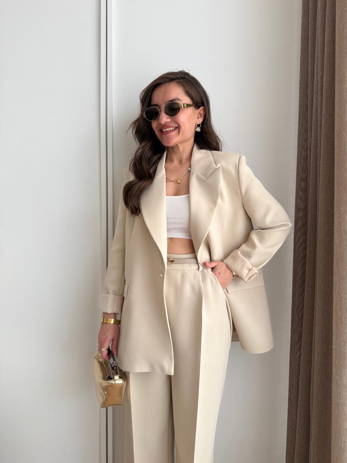 Taş Vatkalı Düğmeli Blazer Ceket 7462