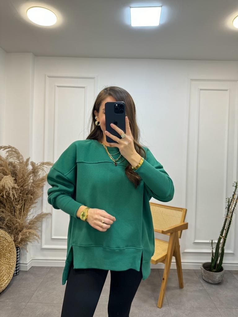 Zümrüt Yeşili Bisiklet Yaka Yırtmaçlı Geniş Manşetli Sweatshirt E013