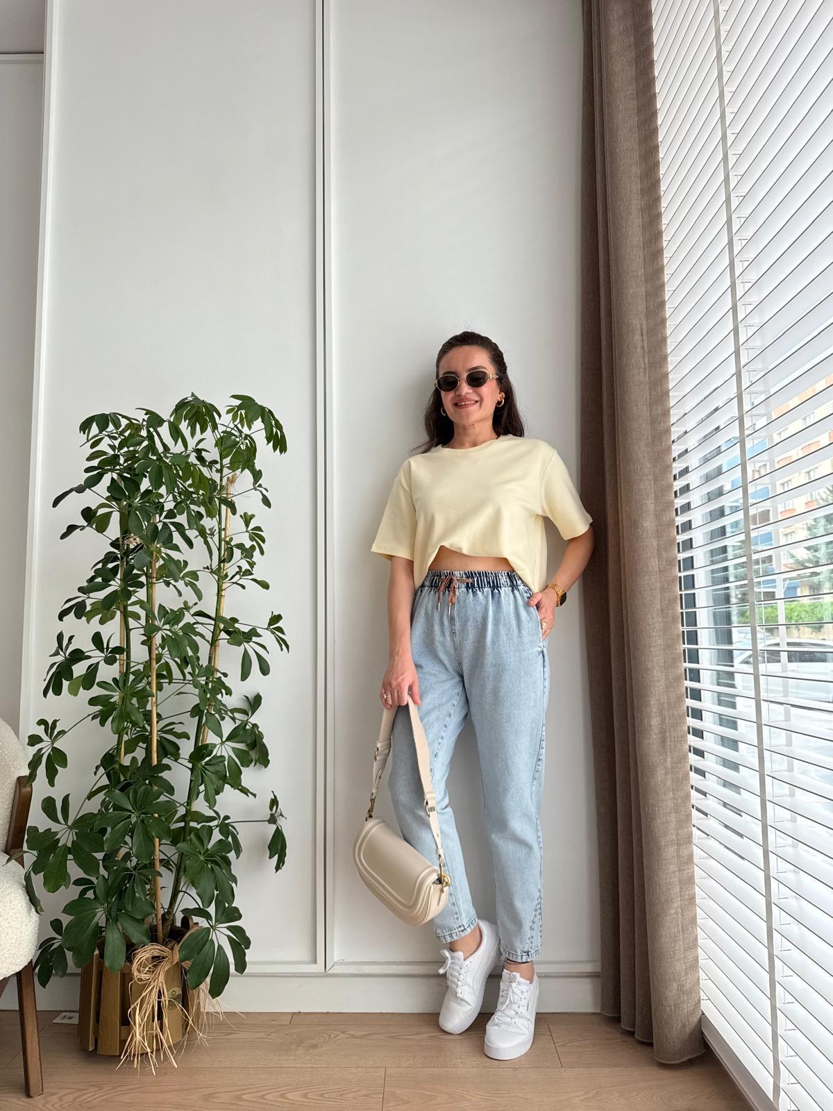 Açık mavi Bel Lastikli Paçası Taş Detaylı Denim Pantolon 2170