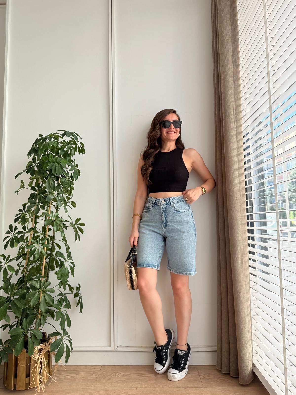 Açık mavi Cepli Denim Şort 2029
