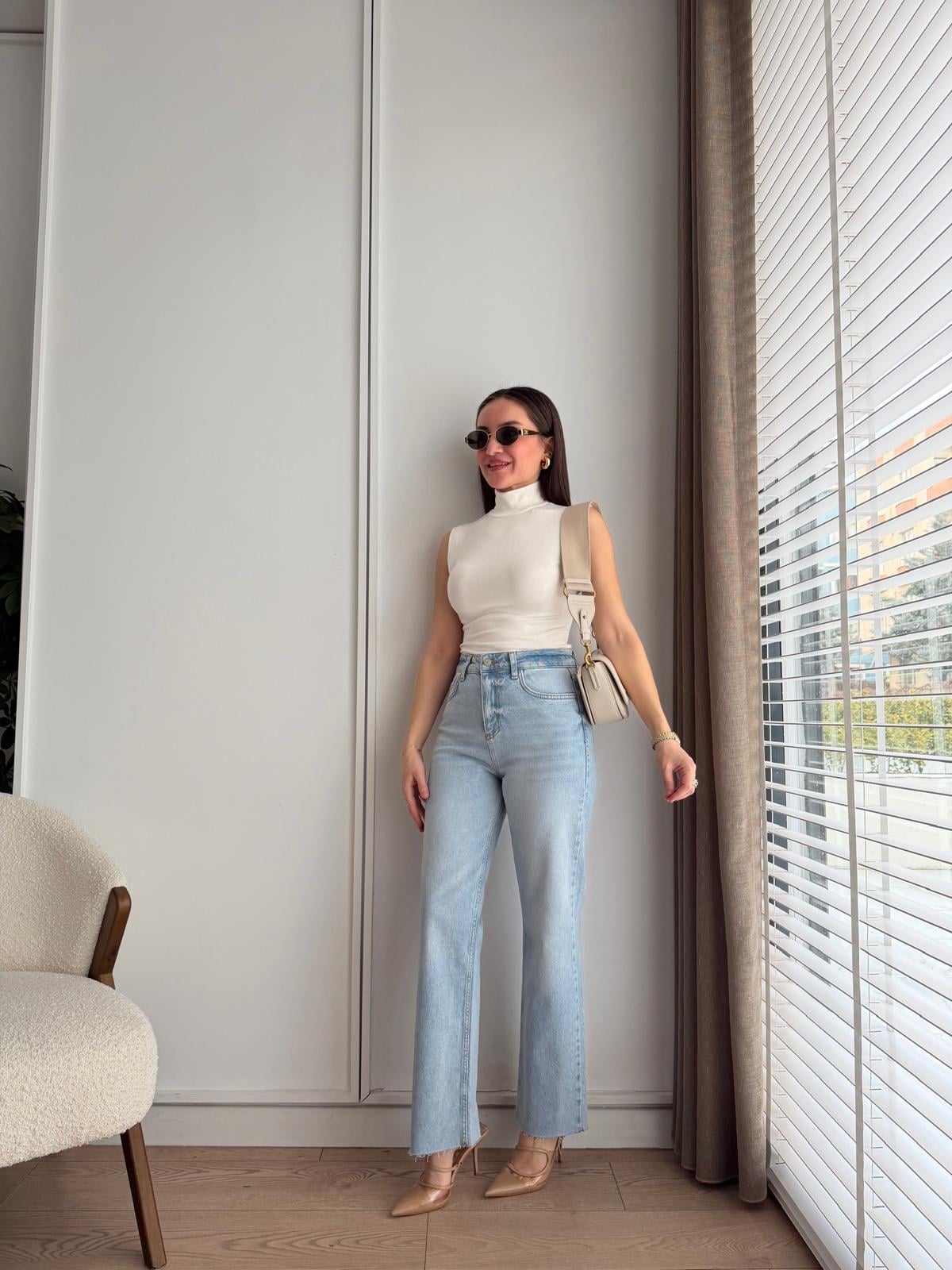 Açık mavi Yüksek Bel Paçası Kesik Sraıght Jean D950