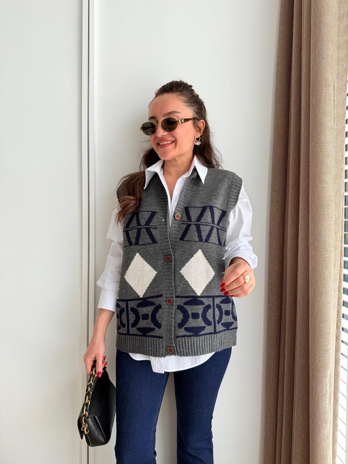 Antrasit Desenli Bisiklet Yaka Düğmeli Uzun Yelek 231001