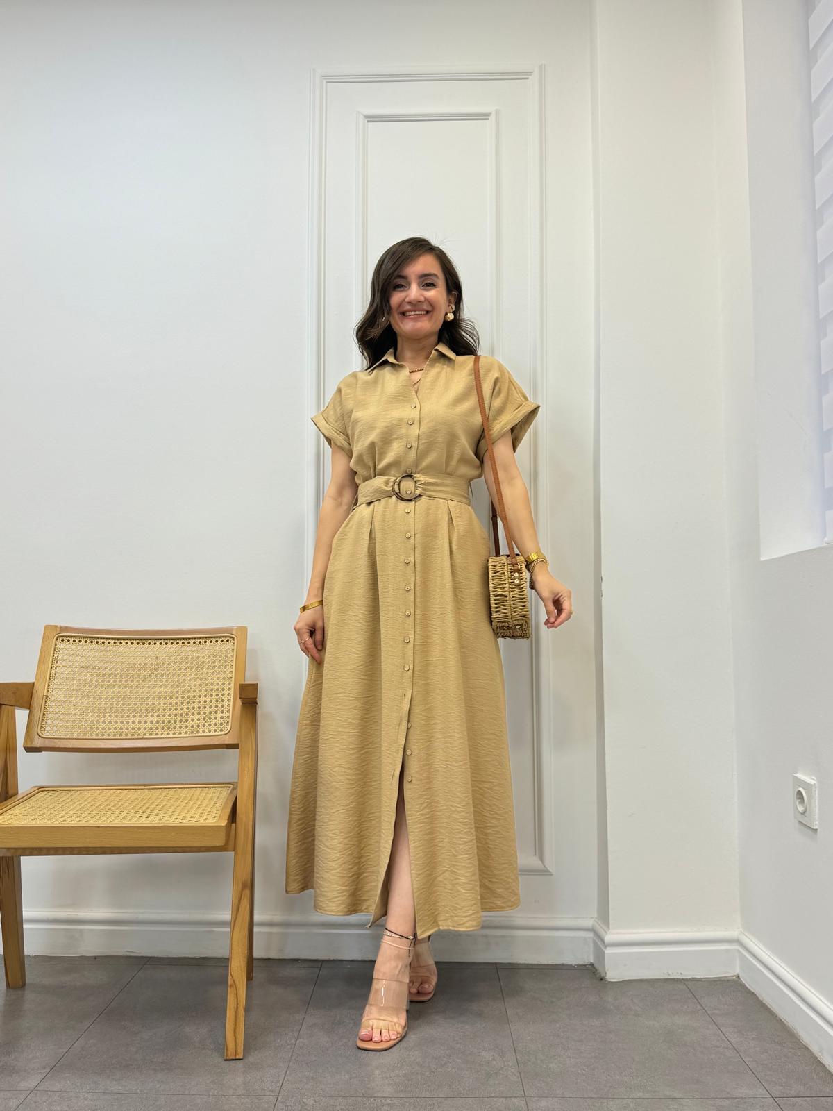 Bej Lüx Kalite Önü Düğmeli Kemerli Elbise 24189