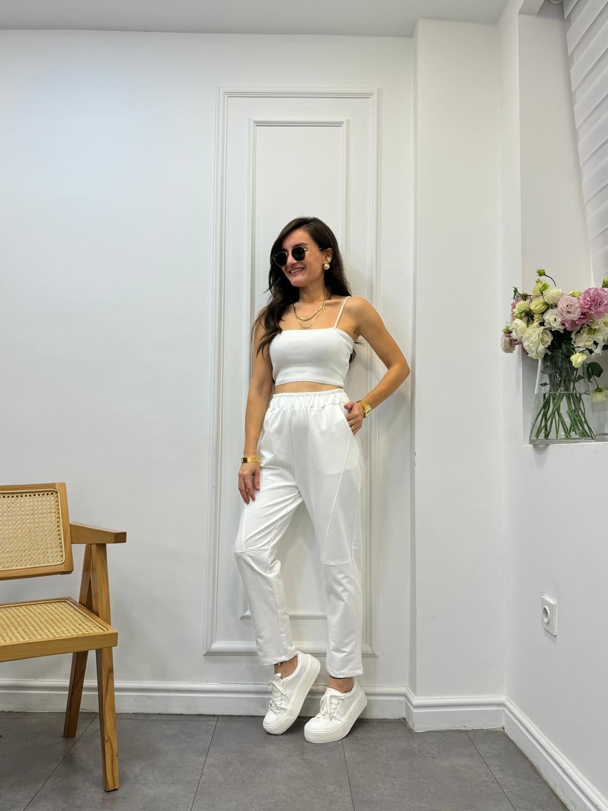 Beyaz Bel Lastikli Dikiş Detaylı Jogger Pantolon 29019