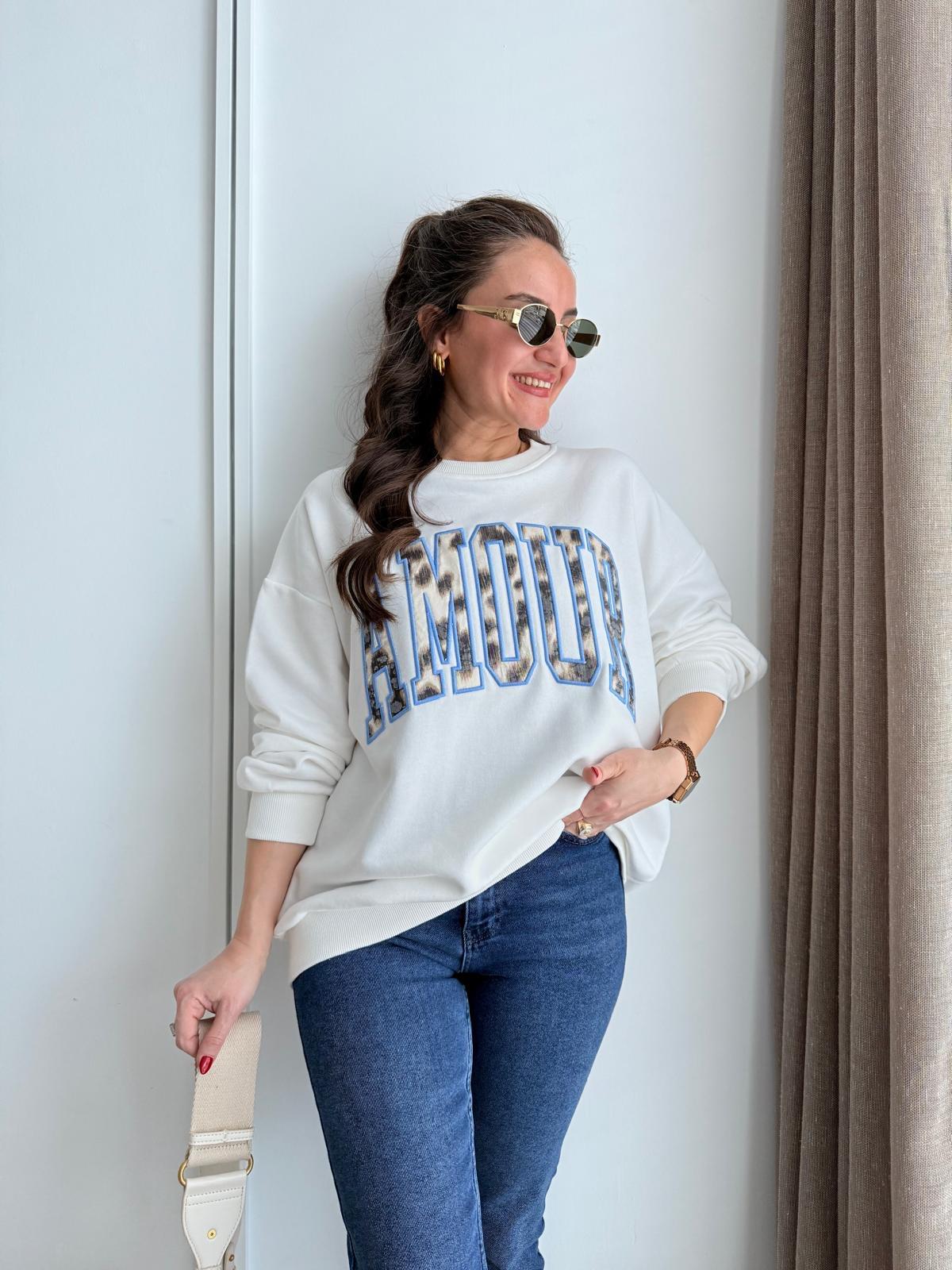 Beyaz Bisiklet Yaka Leopar Desen Sweatshırt 00176