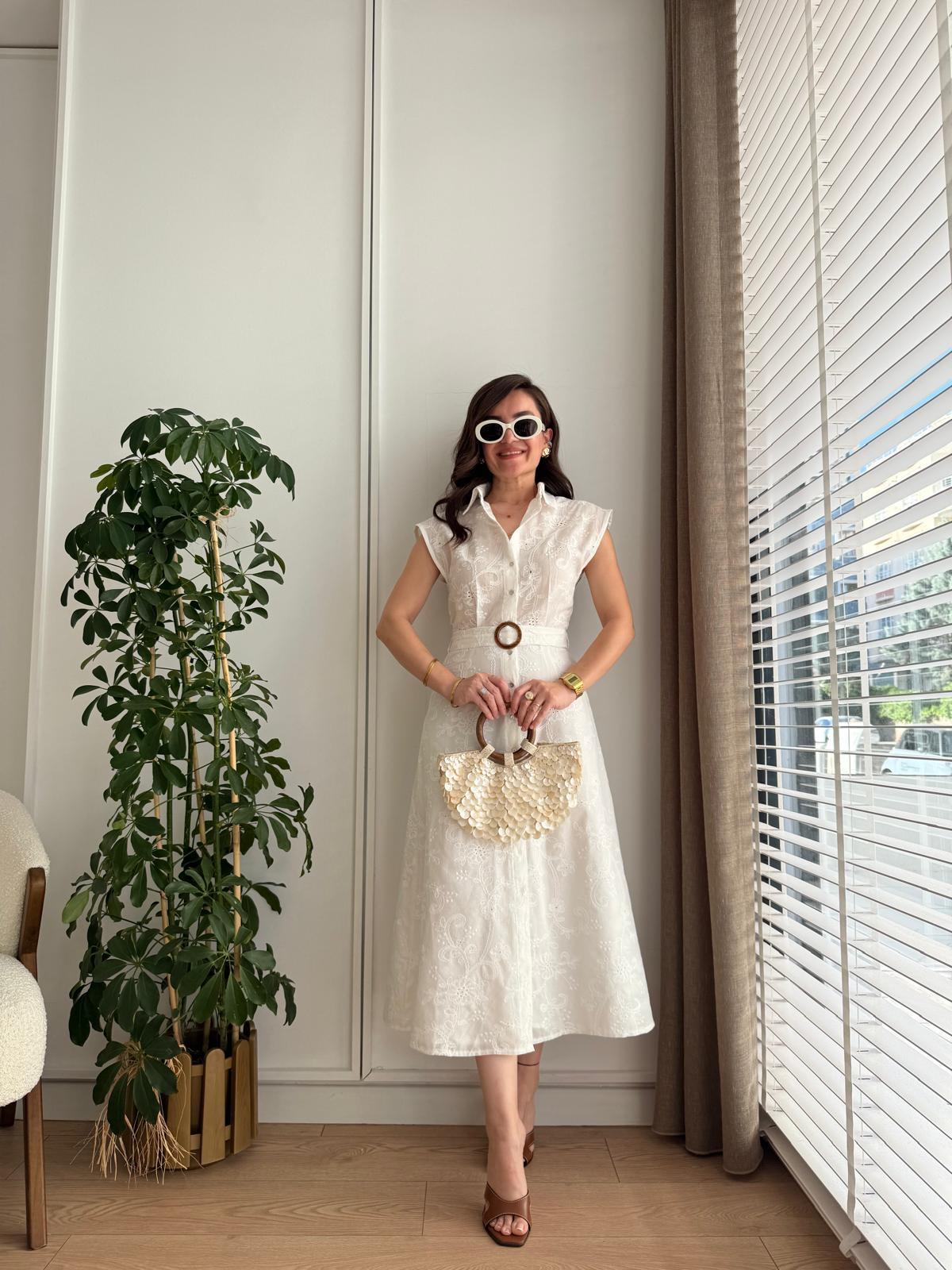 Beyaz İşlemeli Kuşaklı Gömlek Elbise 36484