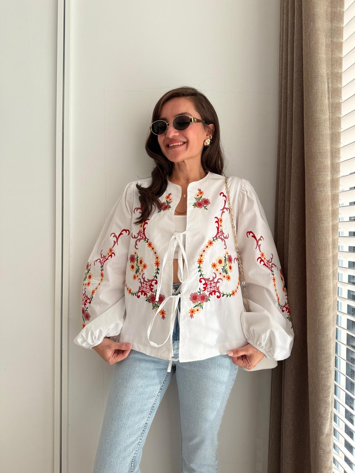 Beyaz Nakış İşlemeli Poplin Kimono 36674