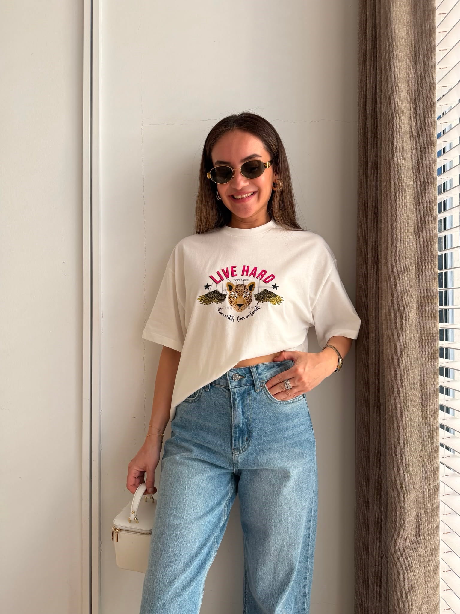 Beyaz Yazı Detaylı Desenli Tshirt 22915