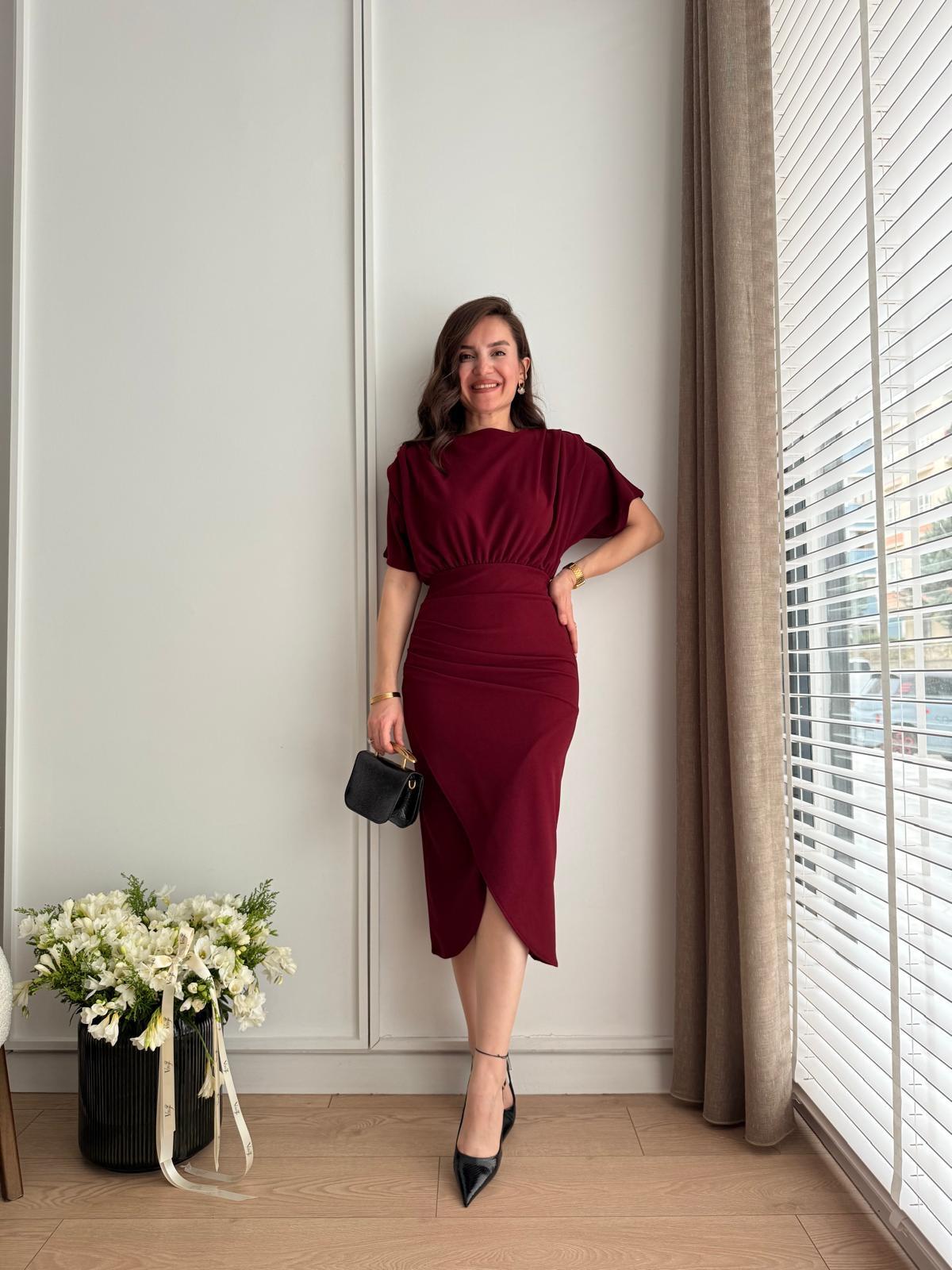 Bordo Bel Büzgülü Drape Detaylı Yırtmaçlı Elbise 1274