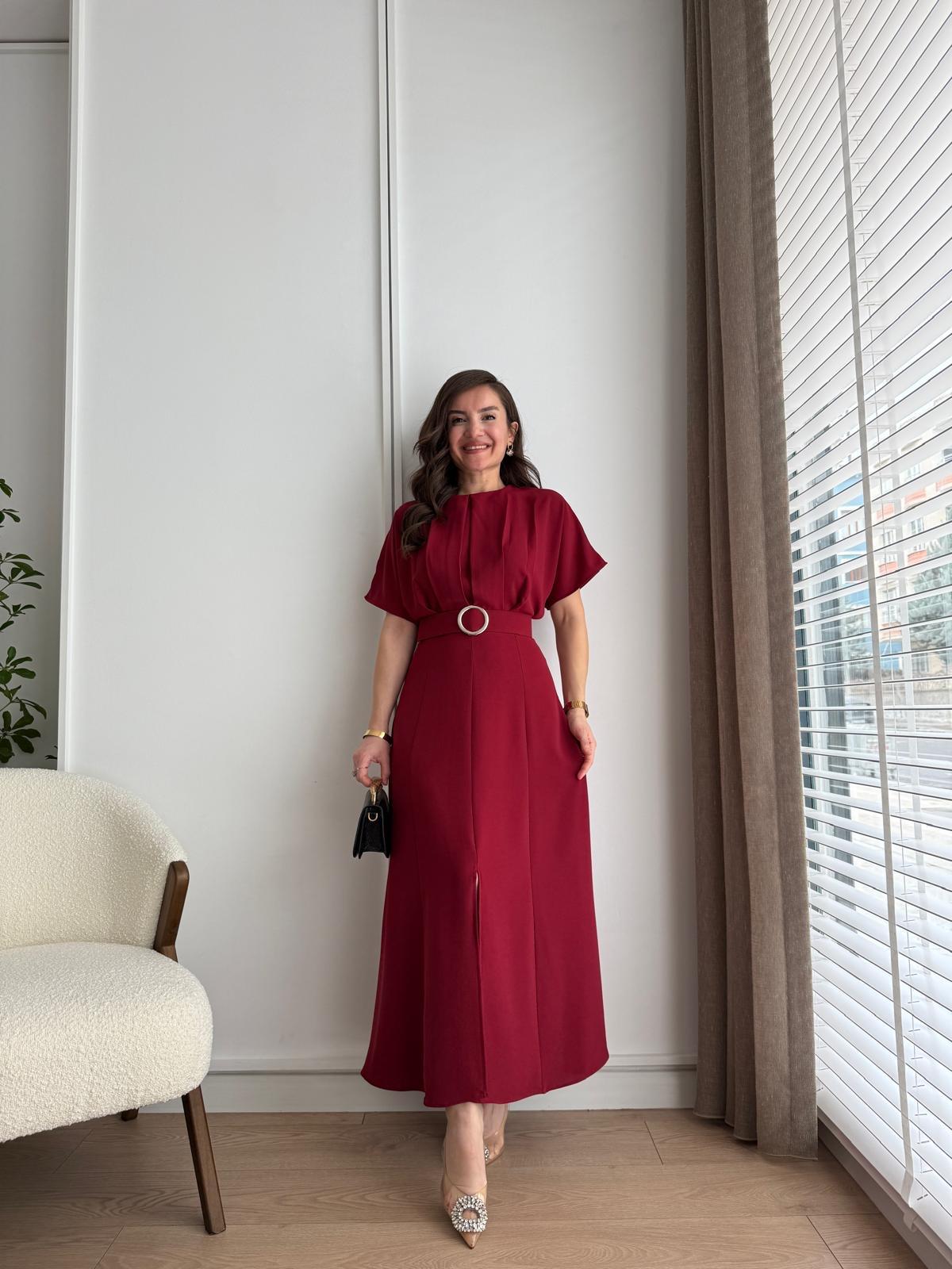 Bordo Göğüs Pileli Yırtmaçlı Elbise 3098
