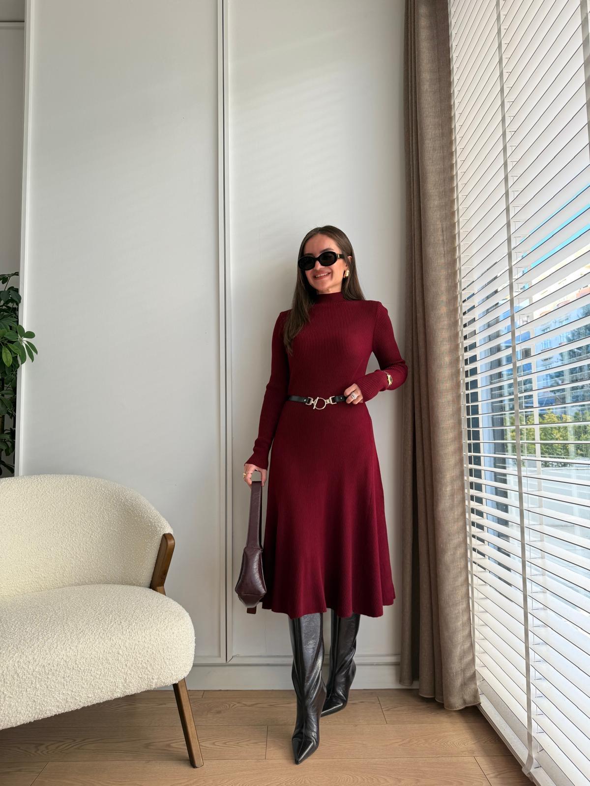 Bordo Kemerli Kloş Kesim Triko Elbise 22455