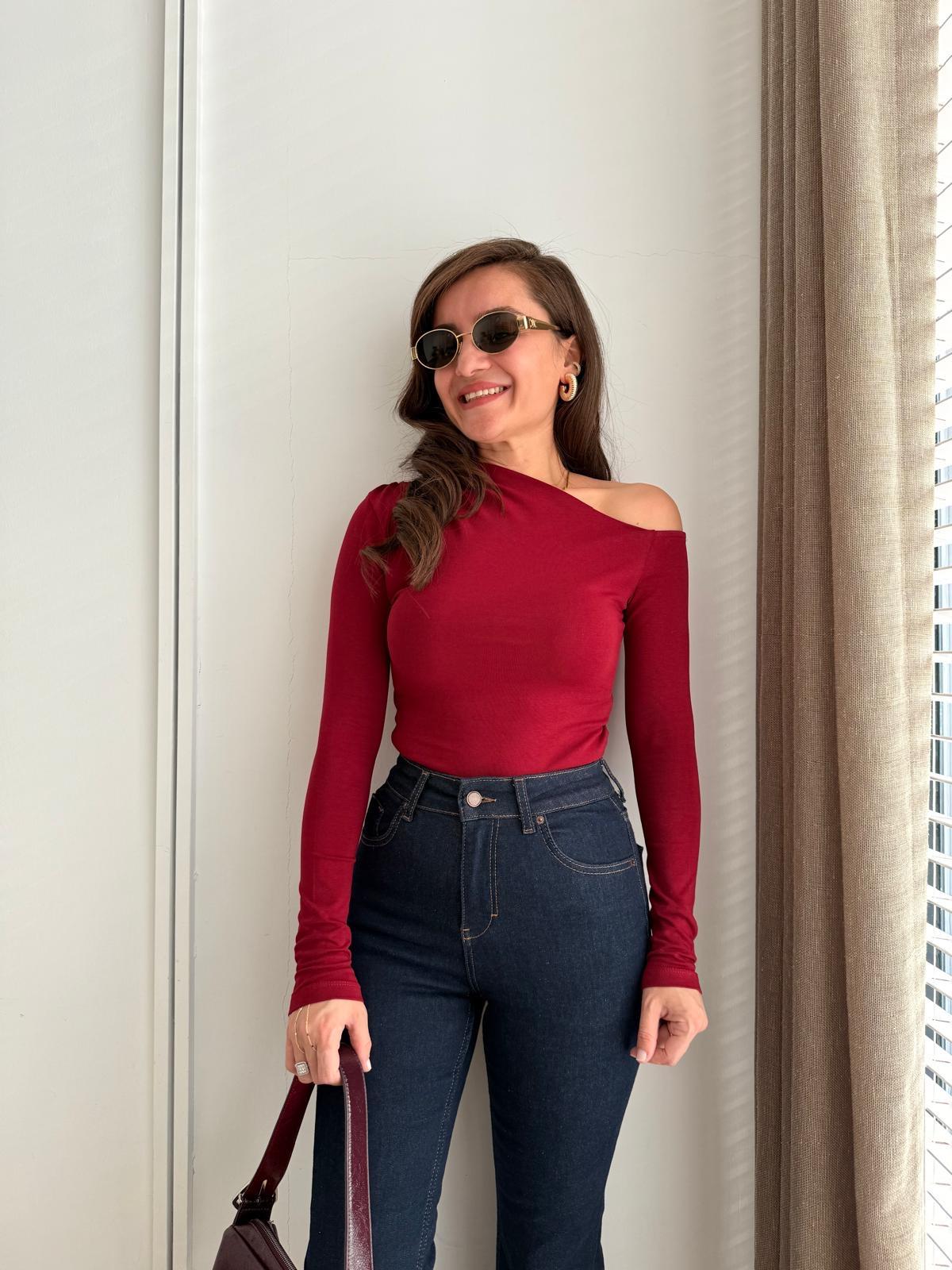 Bordo Omuz Detaylı Bluz 251001