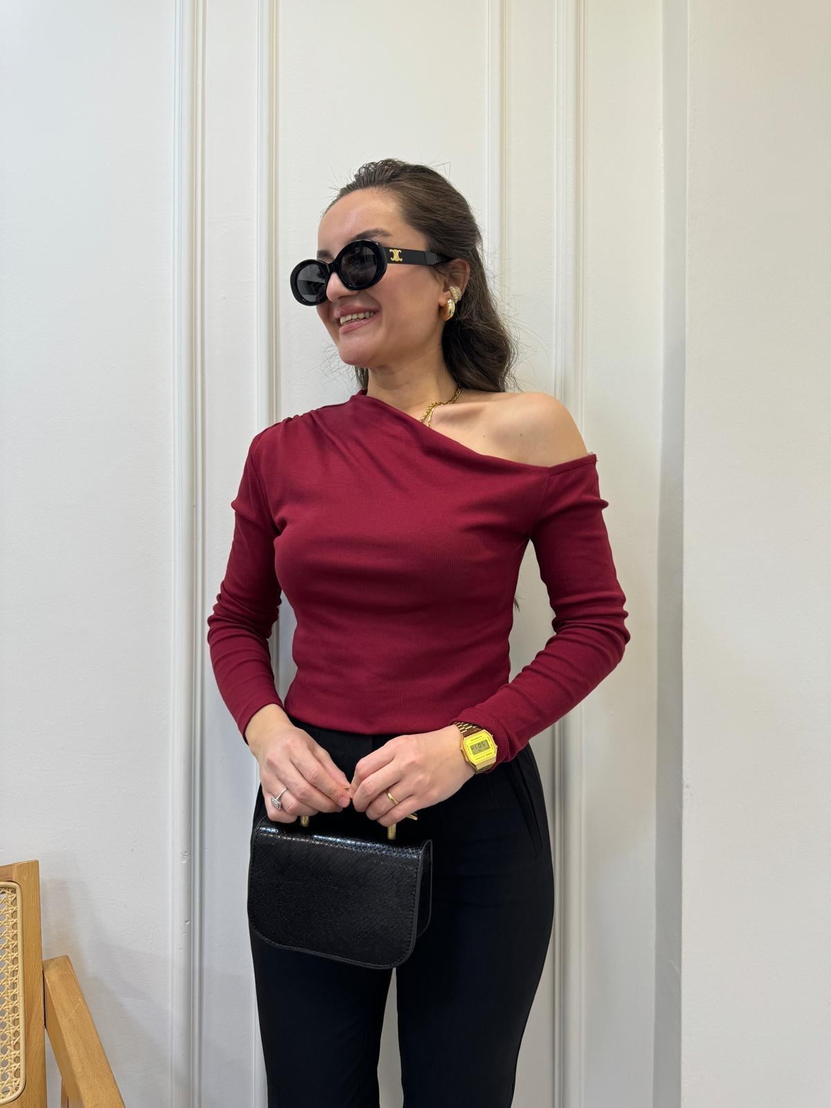 Bordo Omuz Detaylı Özel Dokulu Bluz 16130