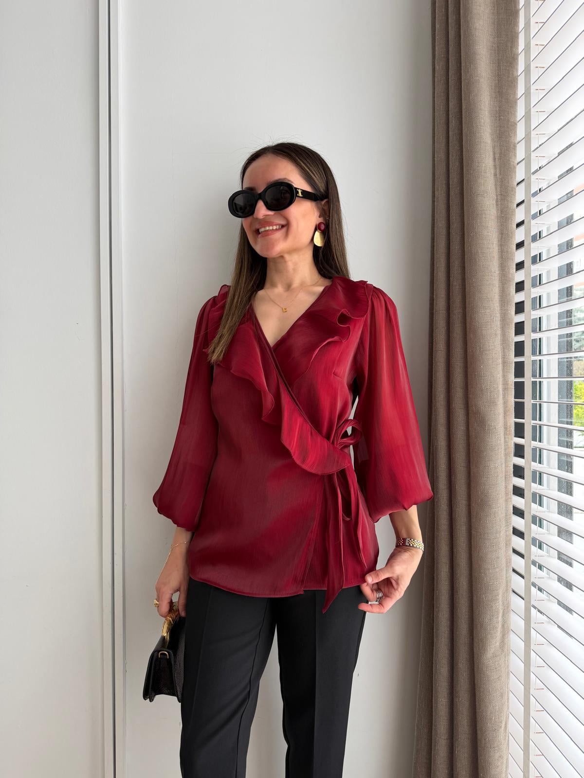 Bordo Önü Volanlı Bağlama Detaylı Bluz 1455