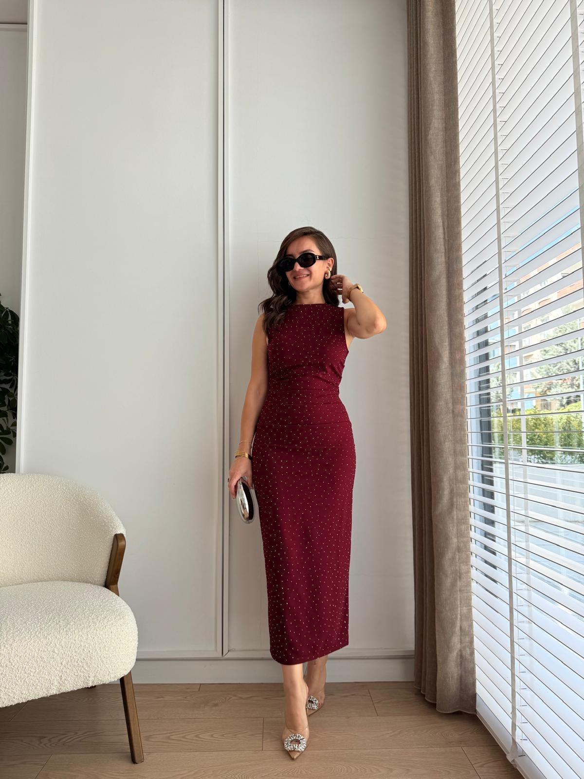 Bordo Taşlı Yırtmaçlı Midi Boy Elbise 1314
