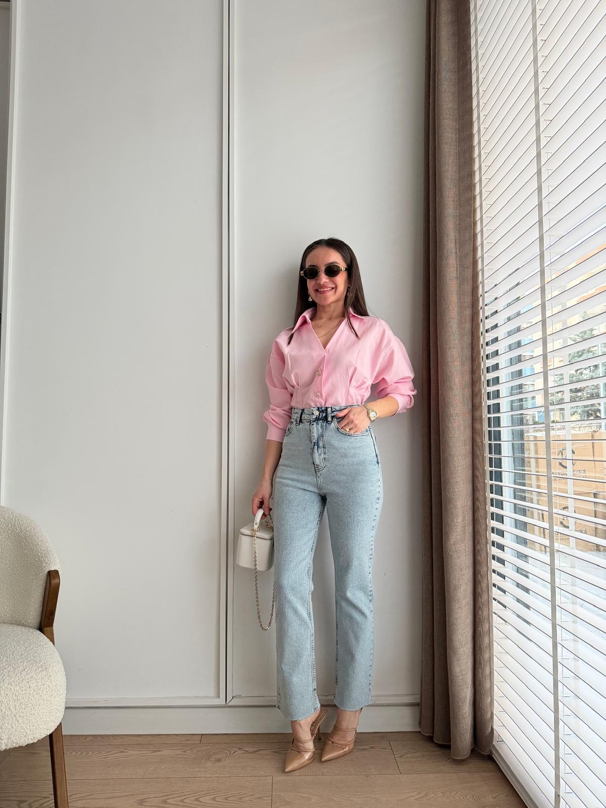 Buz mavisi Yüksek Bel Paçası Kesik Mom Jean 0520