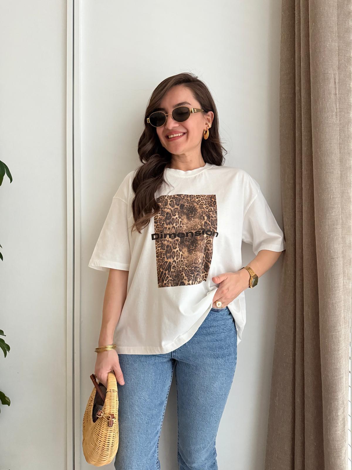 Ekru Bisiklet Yaka Leopar Desenli Tshirt 251040