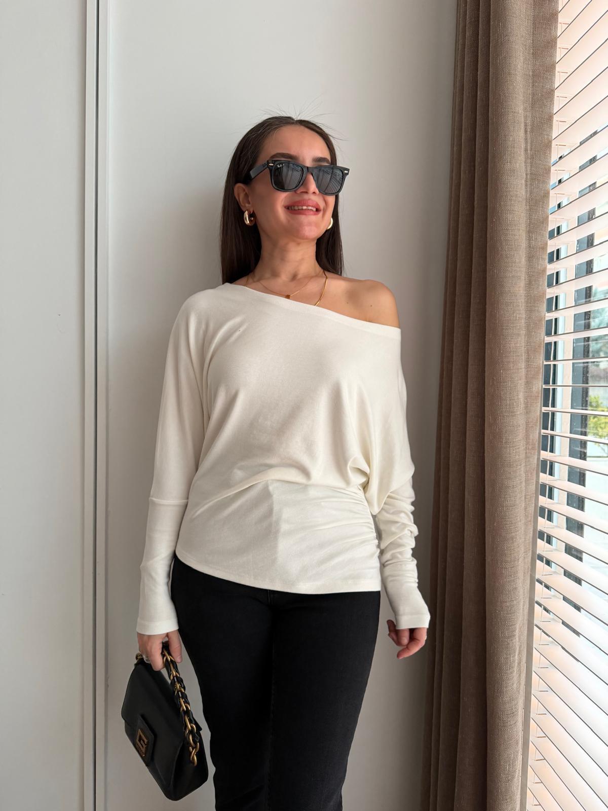 Ekru Drape Detaylı Yarasa Kol Bluz 251077