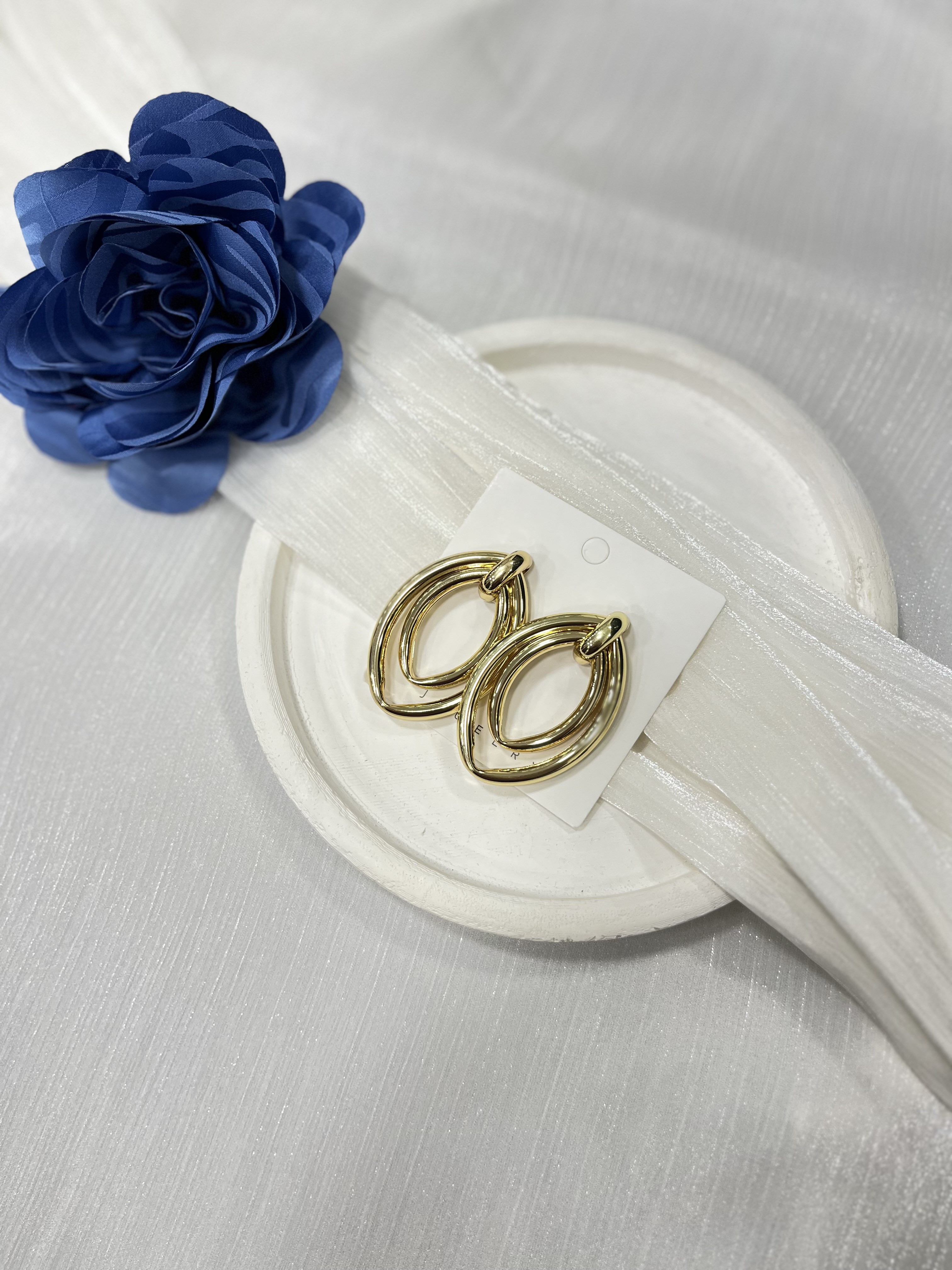 Gold Oval Model Küpe KP50