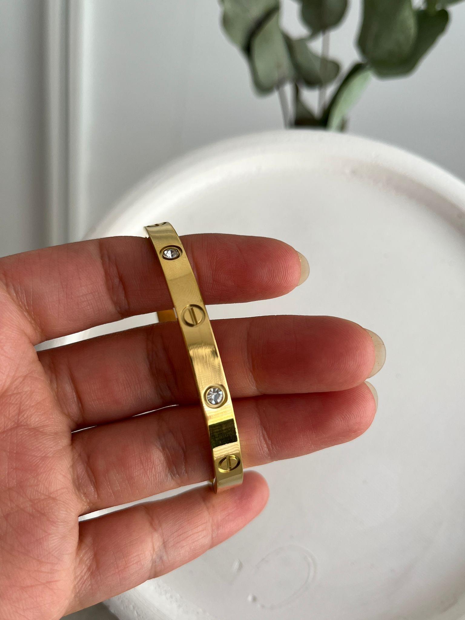 Gold Taş Detaylı Kelepçe ST11