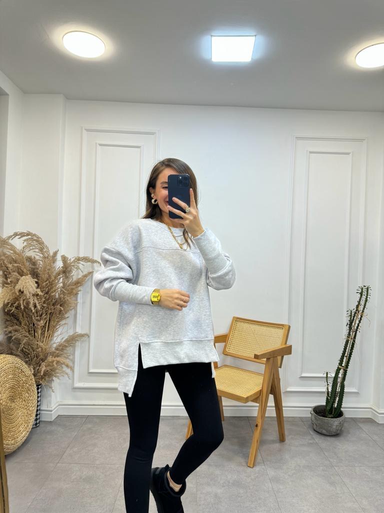 Gri Bisiklet Yaka Yırtmaçlı Geniş Manşetli Sweatshirt E013